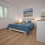 New Roko Zvekovica -cavtat,near Dubrovnik Airport קאבטאט
