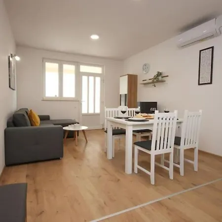 Διαμέρισμα New Roko Zvekovica -cavtat,near Dubrovnik Airport *