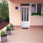 New Roko Zvekovica -cavtat,near Dubrovnik Airport Apartamento Cavtat